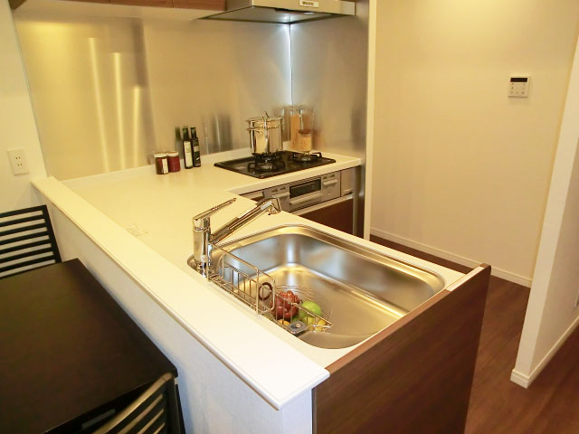 使いやすそうなL字型キッチン
