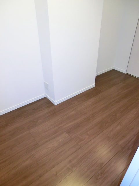 サービスルーム（約3.6帖）