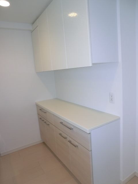 キッチンの食器棚