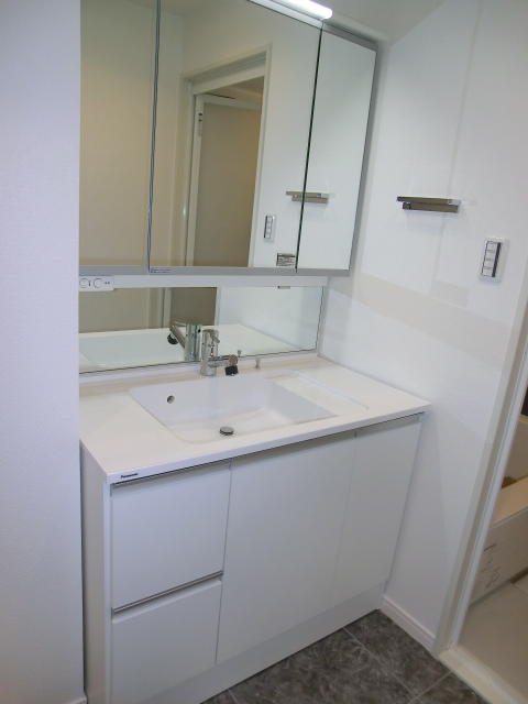 ｖスタイリッシュな洗面化粧台