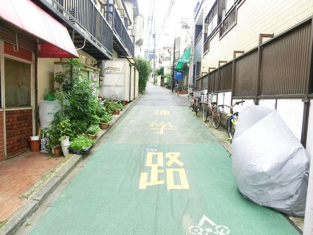 西新宿ハウス　周辺環境