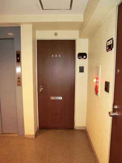 パセオ青山　ドア