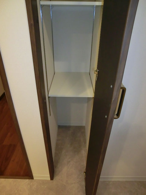 第23宮庭マンション　リネン庫も設けてあります