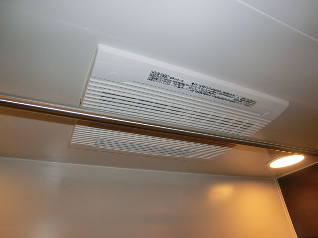 第23宮庭マンション　浴室換気乾燥機付