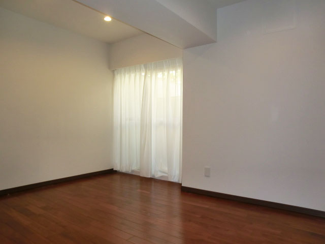 第23宮庭マンション　約6.0帖の洋室