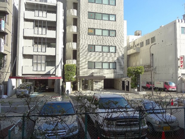 田町スカイハイツ バルコニー前の駐車場101