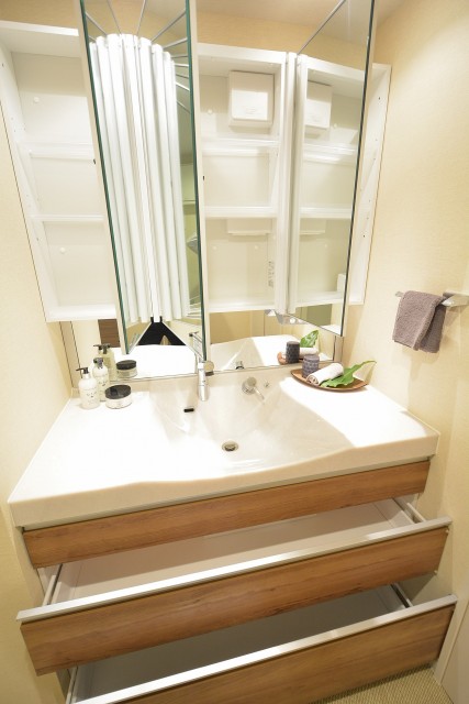 サンビューハイツ元麻布　洗面台