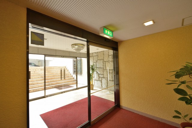 サンビューハイツ元麻布　エントランス