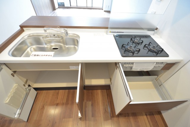 システムキッチン収納