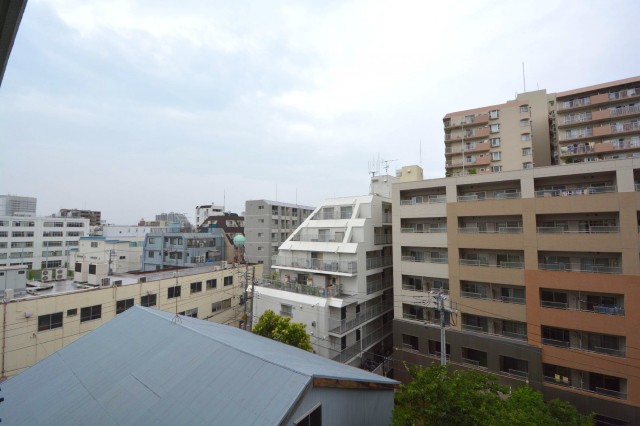 西向きバルコニーからの眺望