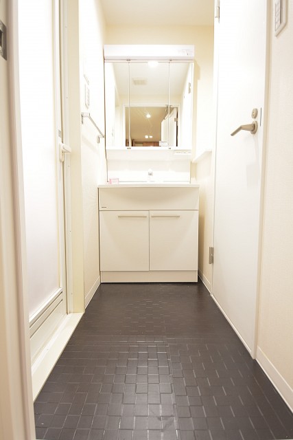 日神デュオステージ上北沢　洗面室