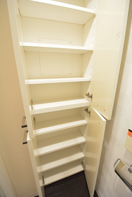 日神デュオステージ上北沢　トイレ収納