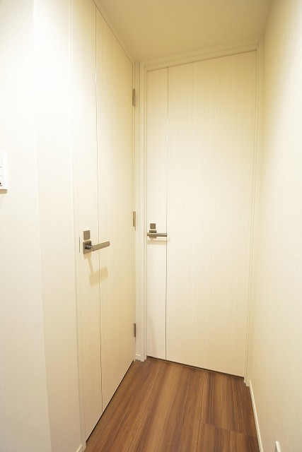 トイレと洗面室の扉