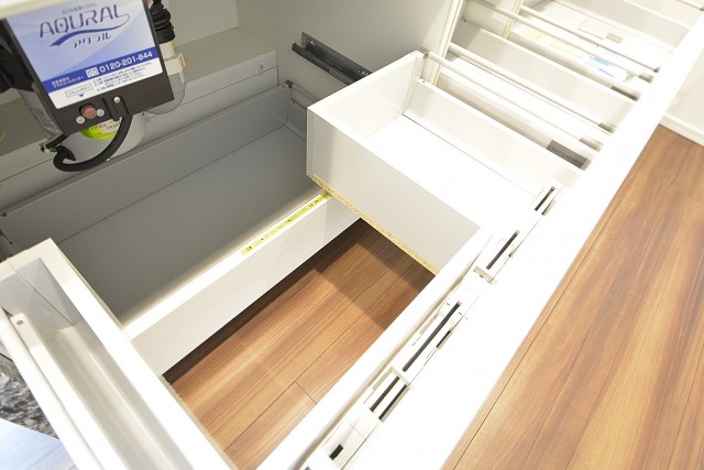 システムキッチン引き出し収納