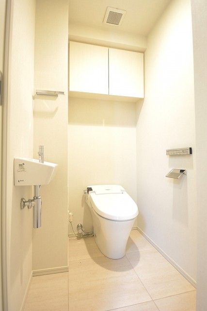 タンクレスシャワートイレ