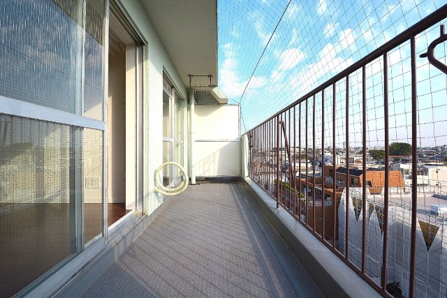 約8.40㎡、南西向きのバルコニー