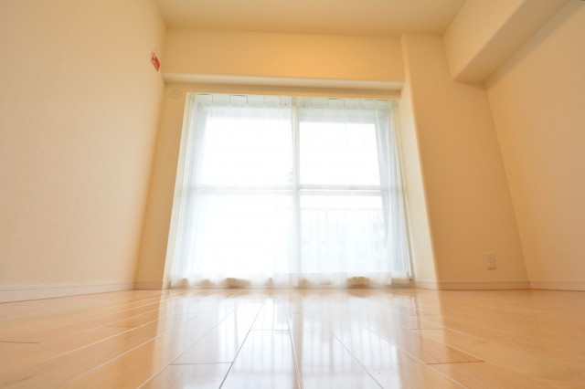 田町スカイハイツ　約4.5畳の洋室708