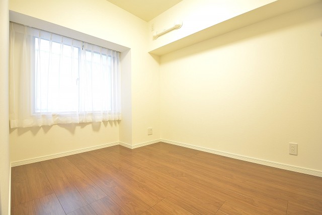 田町スカイハイツ　約4.5畳の洋室101