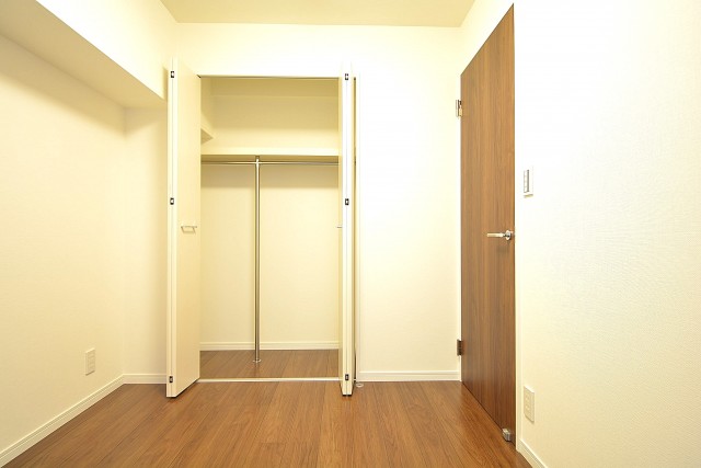 田町スカイハイツ 約4.5畳の洋室のクローゼット101