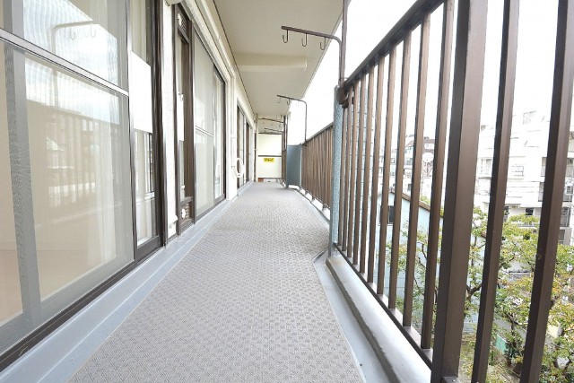 約15.2㎡のゆとりあるバルコニー