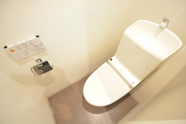 ウォシュレット付きトイレ