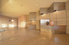 ユーロハイツ成城南　エントランスホール