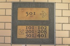 ユーロハイツ成城南　お部屋案内標識