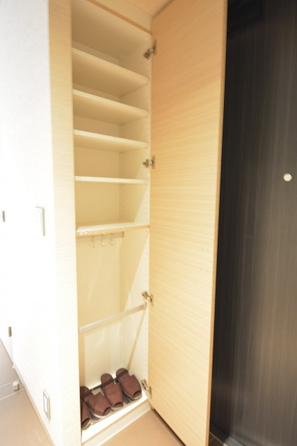 玄関脇のシューズＢＯＸ