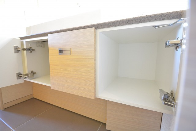 洗面化粧台収納