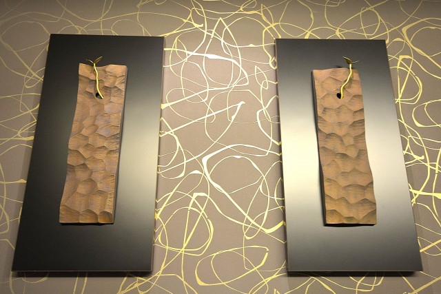 14階エレベーターホール壁面