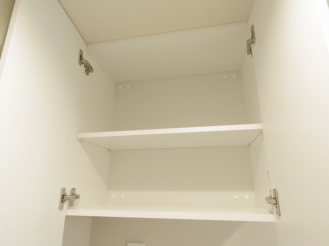 パシフィック馬事公苑前　吊戸棚