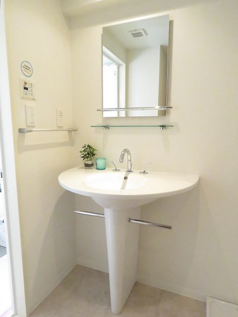 日神デュオステージ上北沢　洗面化粧台