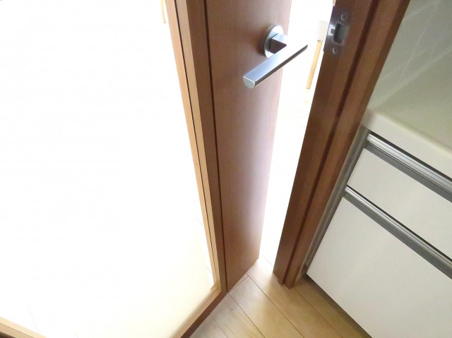 日神デュオステージ上北沢　洋室扉