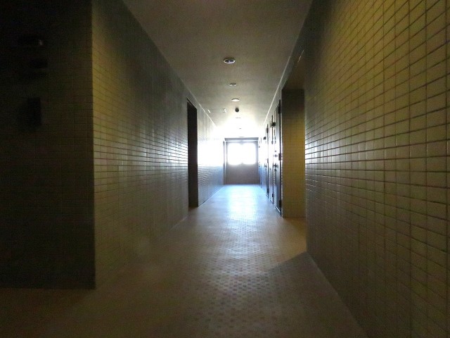 日神デュオステージ上北沢　共用廊下