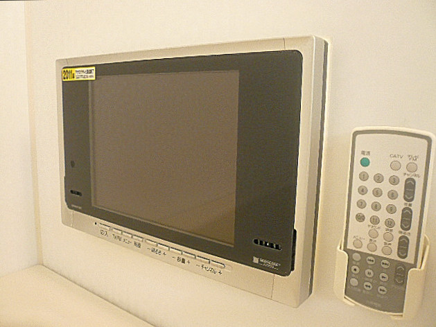 弦巻リハイム　お風呂TV205