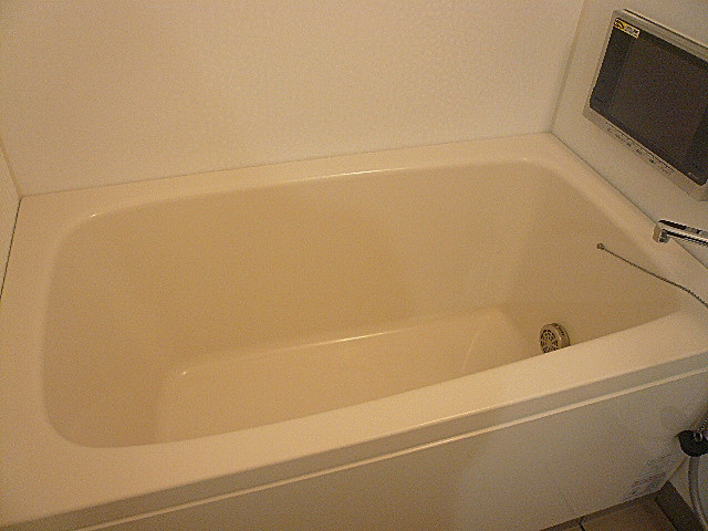 弦巻リハイム　バスタブ205
