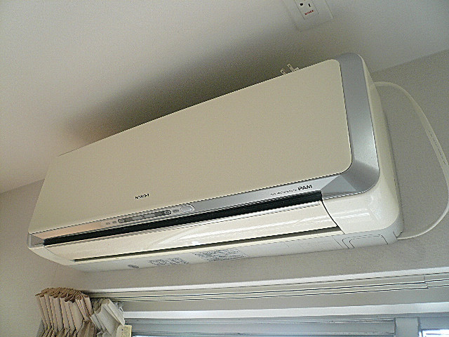 弦巻リハイム　エアコン205