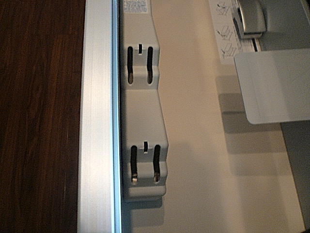 キッチン　引き出しタイプ収納