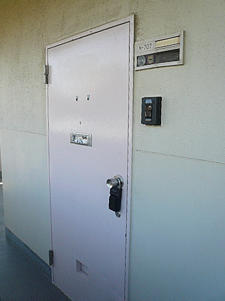 マンション駒場　玄関です。　
