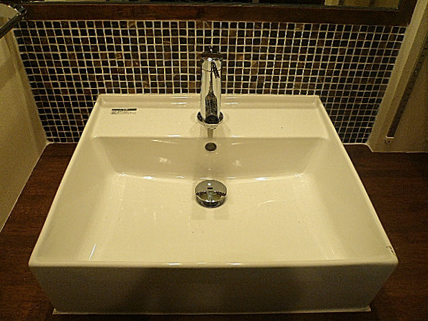 マンション駒場　オシャレな洗面化粧台