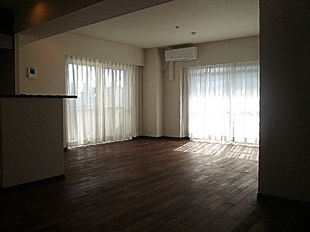 マンション駒場　17.3帖のリビング・ダイニング・キッチン