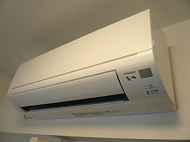 4.8帖　洋室　エアコン1基です。