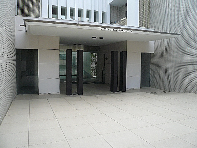 イトーピア自由が丘ＩＤＥＡ　エントランス前