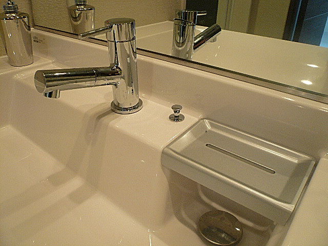 ワイドな洗面化粧台　