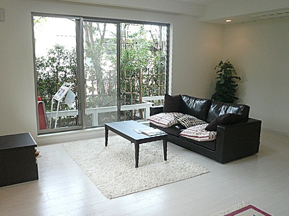 沢山の窓！開放感あるＬＤ　16.6帖