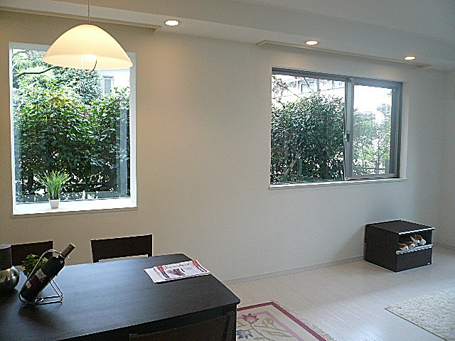 沢山の窓！開放感あるＬＤ　16.6帖