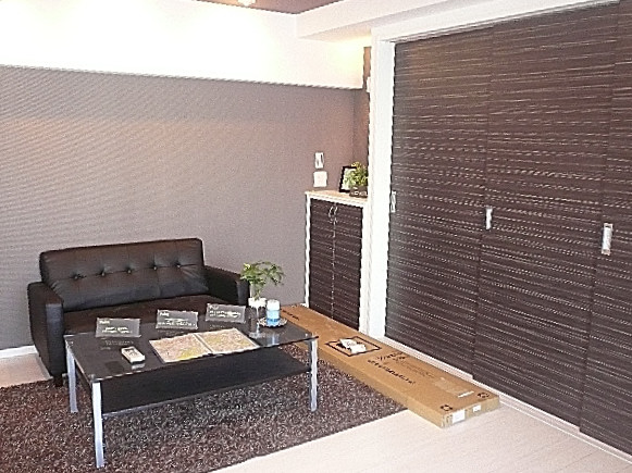 第三宮庭マンション　落ち着きのあるリビング・ダイニング・キッチン