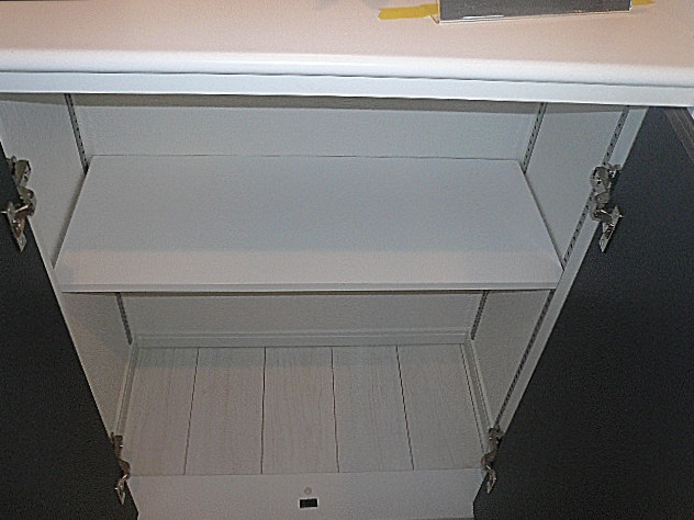 第三宮庭マンション　ＬＤＫ収納