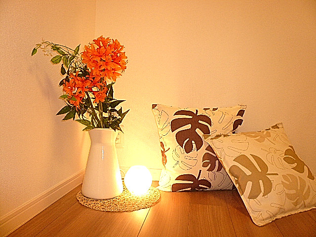 6.4帖の洋室には充実のクローゼット