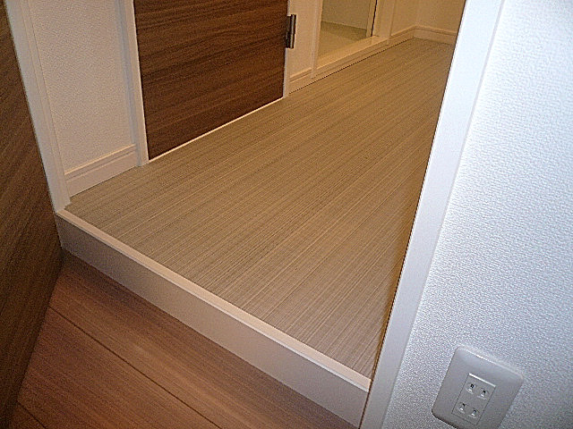 サニタリールーム　段差